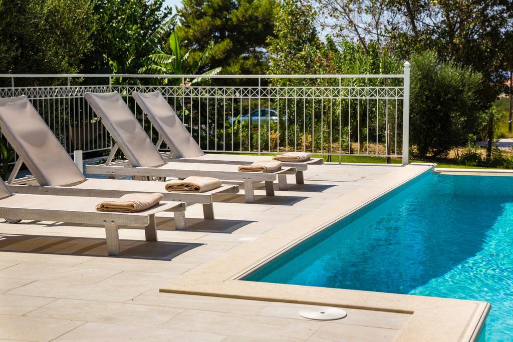 Afrodite Luxury Villa Svoronata Exterior photo