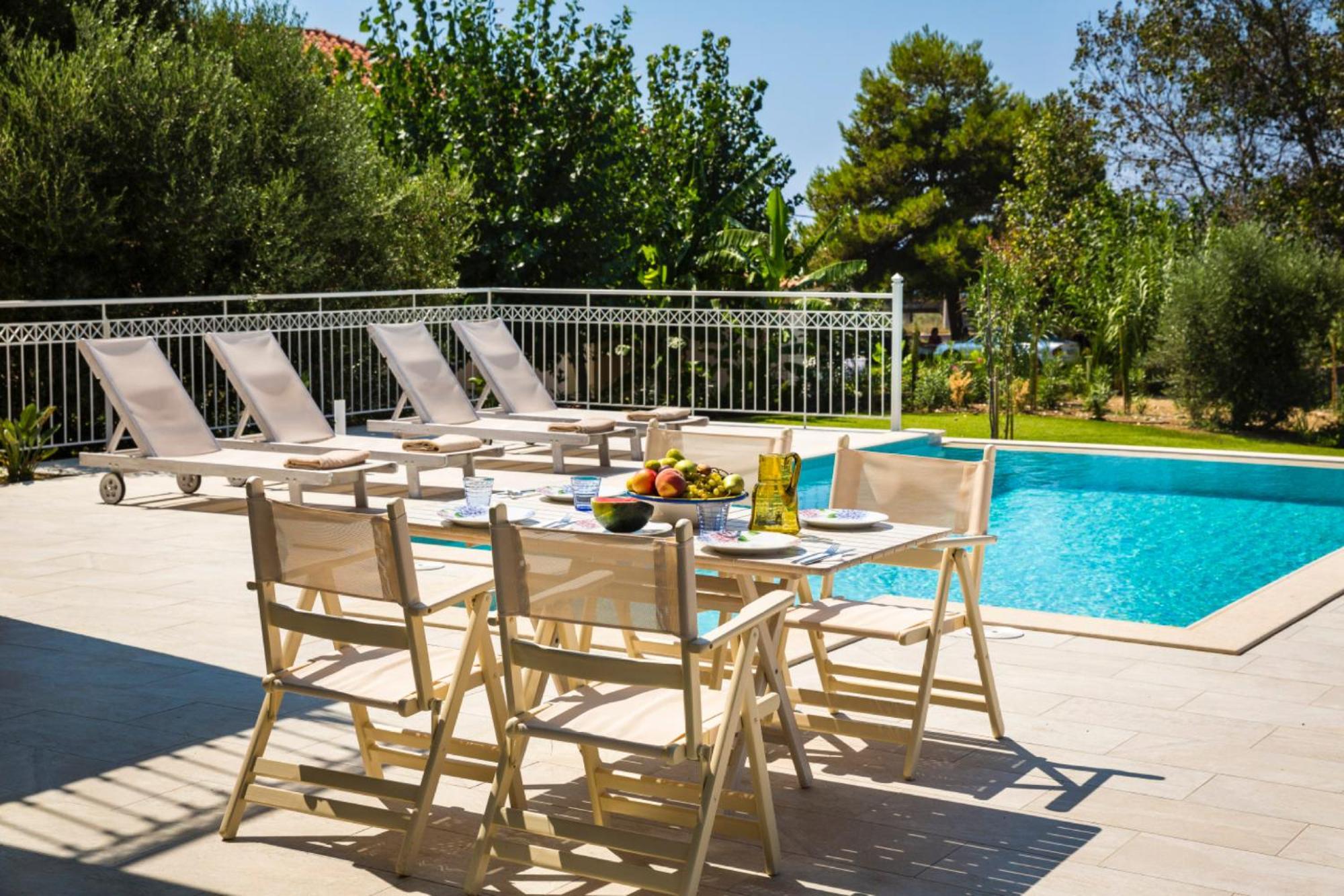 Afrodite Luxury Villa Svoronata Exterior photo