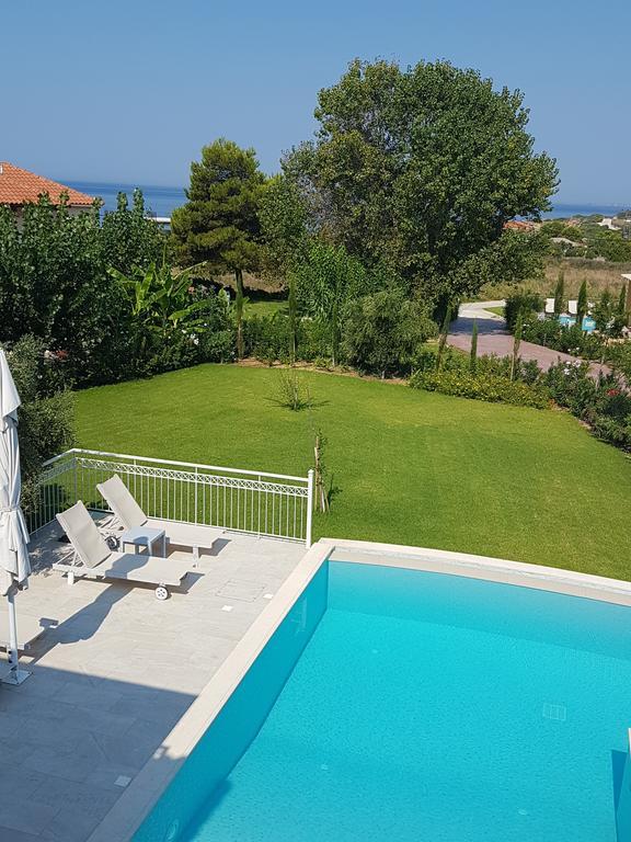 Afrodite Luxury Villa Svoronata Exterior photo